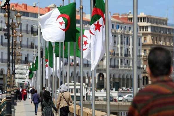 تظاهرات دانشجویان الجزایری علیه برگزاری انتخابات ریاست جمهوری