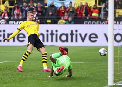 دورتموند 5 - 0 یونیون؛ آتش بازی زنبور ها