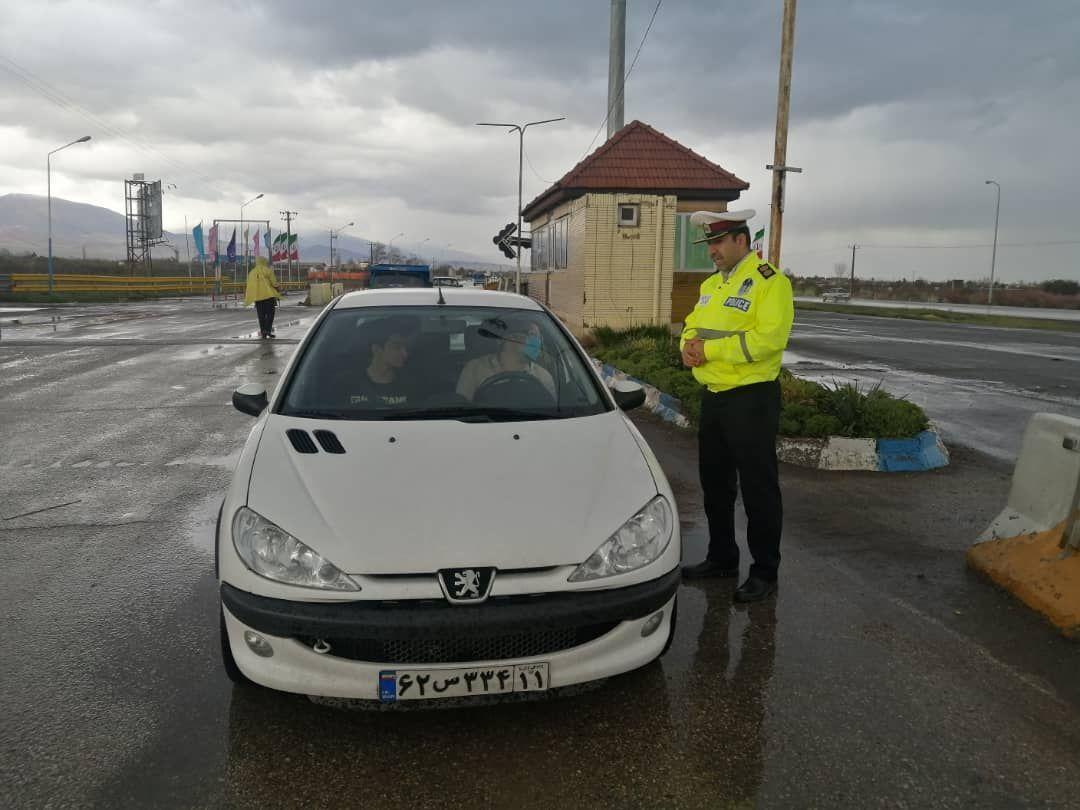 خبرنگاران 35 خودرو متخلف در جاده های نیشابور جریمه شد خبرنگاران 35 خودرو متخلف در جاده های نیشابور جریمه شد