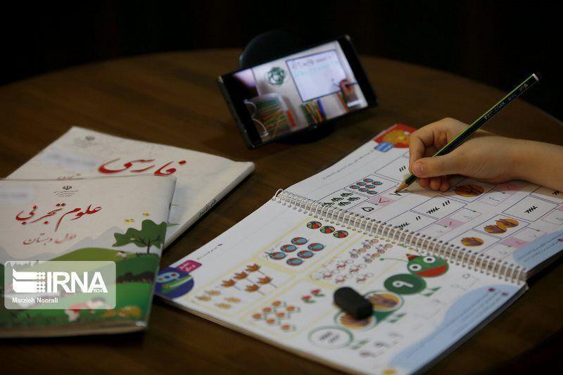 خبرنگاران آموزش و پرورش ساخت تبلت های دانش آموزی را سفارش داد