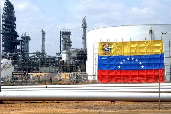 نفت ونزوئلا سقوط کرد