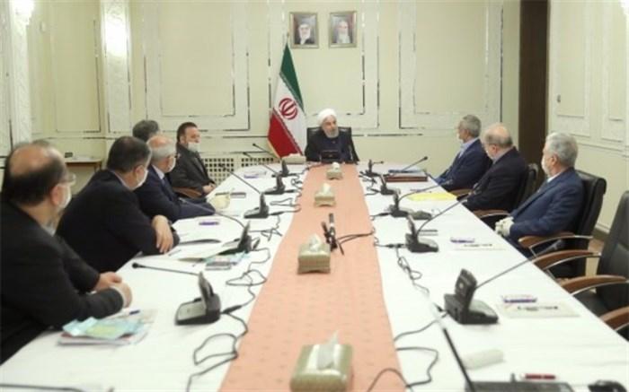 روحانی: وضع جرائم برای تضمین رعایت دستورالعمل های بهداشتی روحانی: وضع جرائم برای تضمین رعایت دستورالعمل های بهداشتی ضروری است