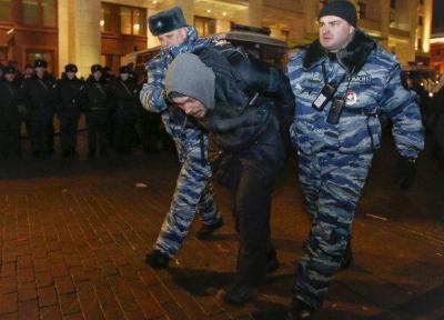 خبرنگاران دستگیری معترضان در مسکو و سن پترزبورگ پس از محکومیت ناوالنی به زندان