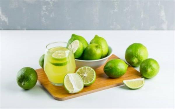 علت خونریزی لثه چیست دلیل خونریزی لثه چیست